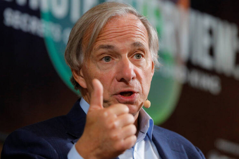 達里歐放棄對橋水控制 退任CIO職務
