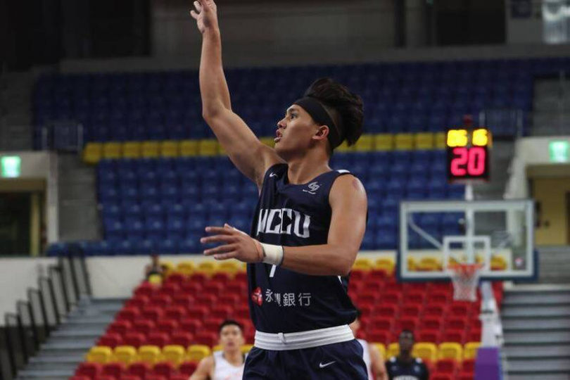 到底誰越級打怪？宇宙政大42分痛宰PLG猿夢聯隊