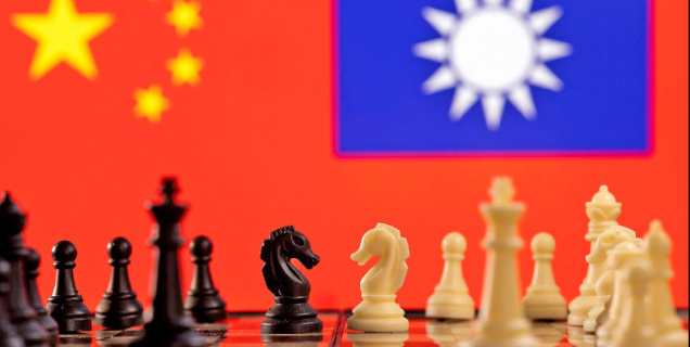 中國的蟒蛇戰略：心理和法律戰