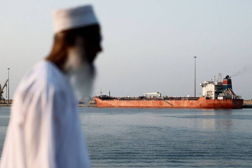 荷姆茲海峽有望重啟？伊朗聯手阿曼起草通行協議
