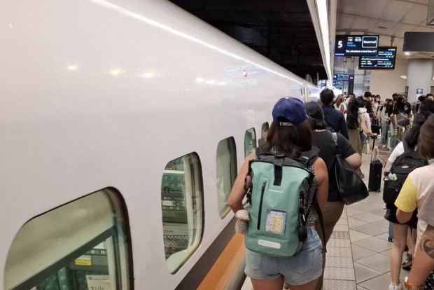 高鐵改變了我的返鄉路 高鐵改變了我的返鄉路