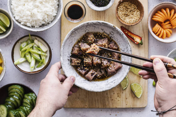 盲目不吃肉恐致嚴重肌少症 醫警:養生勿踩3陷阱 盲目不吃肉恐致嚴重肌少症 醫警:養生勿踩3陷阱