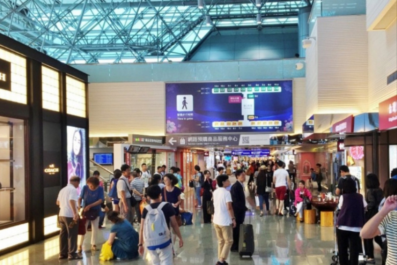 冤大頭是你？空姐苦勸「機場這12樣別買」 真的超燒錢