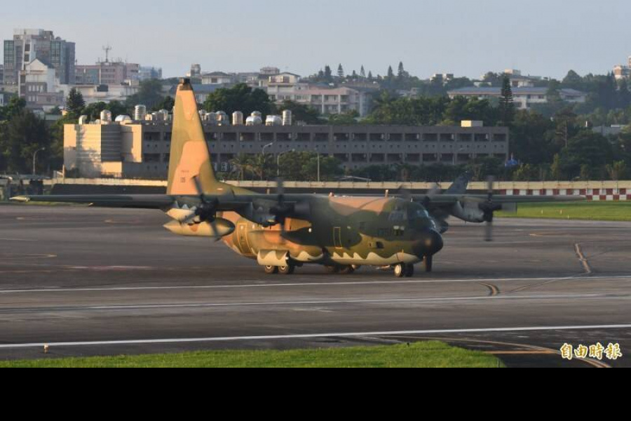 美軍EC-130H電戰機功成身退 台灣唯一「天干機」仍飛行擔重任