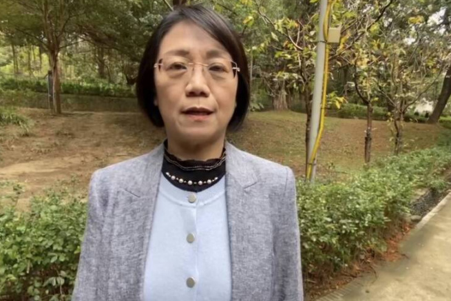 陳健邦：請問高為元校長：對「翁曉玲之亂」給個說法