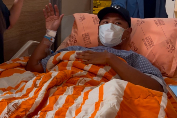 黑人心梗送醫搶命後首露面！親曝「術後狀況」
