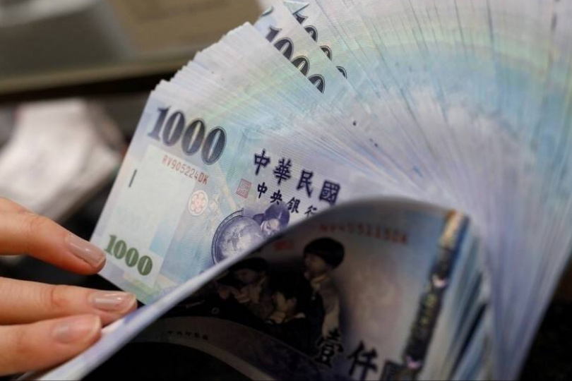 「多少錢是有感複利的開始？」掀網友熱議 有人喊30萬、有人直指1000萬