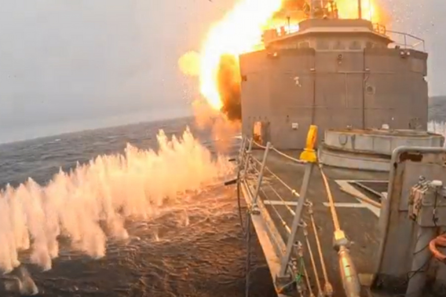 英美擊沉演習 標六飛彈拿來反艦、MK48魚雷送派里級上路