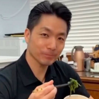 吃飯用碗公 做事閃西風