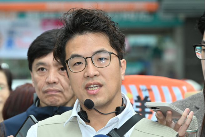 黑熊學院：沈伯洋被跟監、矢板明夫遭毆 跨境鎮壓已進私人生活