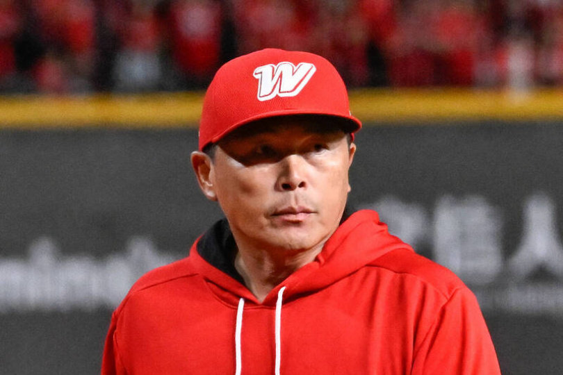 面對再見安打球外野沒撲 葉總也認為值得一拚