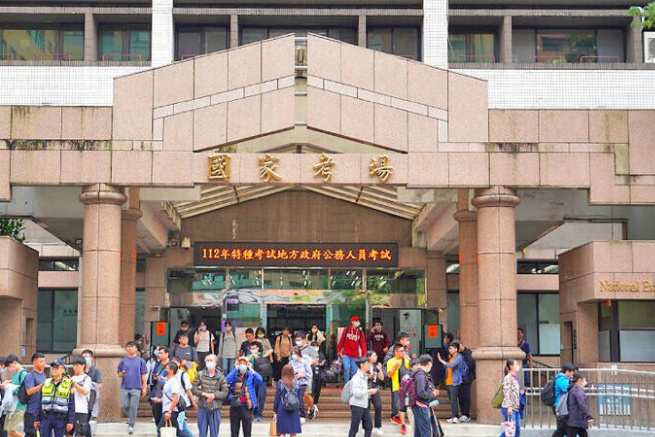 羅斐：當公職不再吸引人才：我們給公務人員足夠的保障嗎？