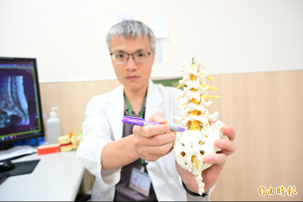30歲女確診「脊椎結核」 骨頭驚遭結核菌「吃掉」還化膿