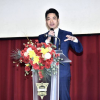 除啟用大巨蛋 蔣萬安4年成績單在哪裡？