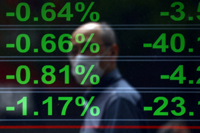 不只美股!日經指數早盤一度崩超1000點
不只美股!日經指數早盤一度崩超1000點