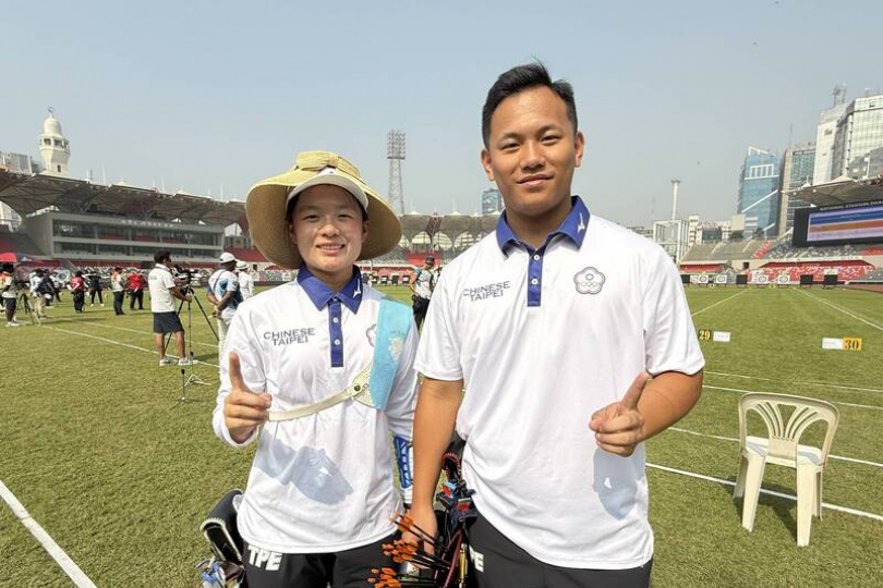 射箭亞錦賽》等10年！戴宇軒、李彩綺奪金