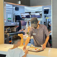 「正職不如打工」的荒謬劇 薪資結構扭曲下的缺工風暴
