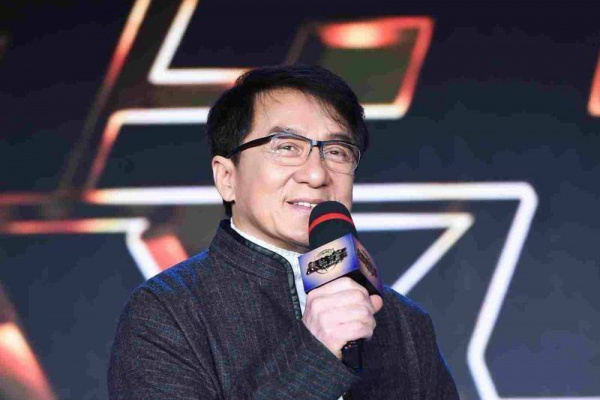 成龍曝罵跑兒子「1年沒聯絡」 專家授親子破冰3解方