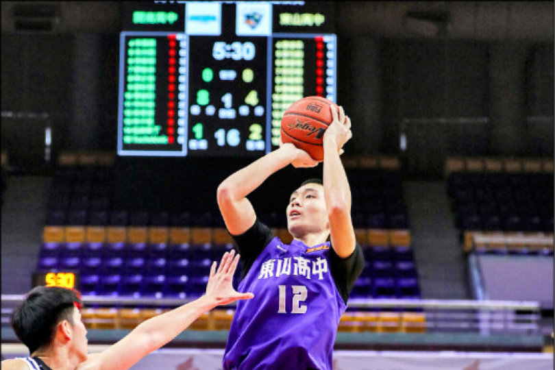 HBL》黃紹恩追隨林信寬 東山卡進8強