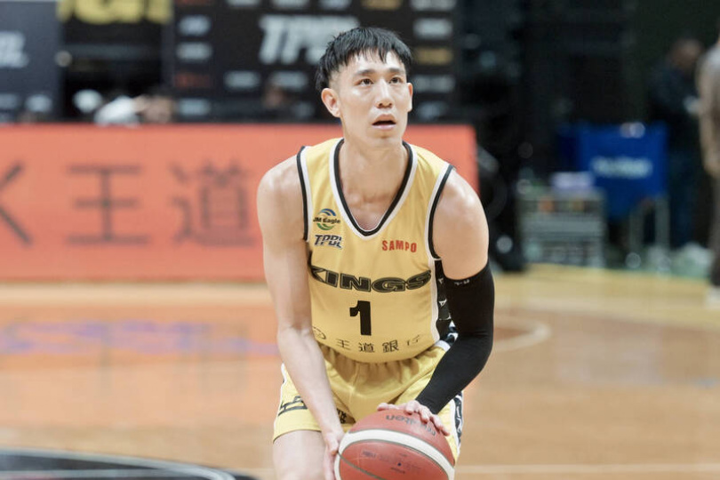 林書緯、沃許本聯手馴獅 國王人馬5連勝過好年