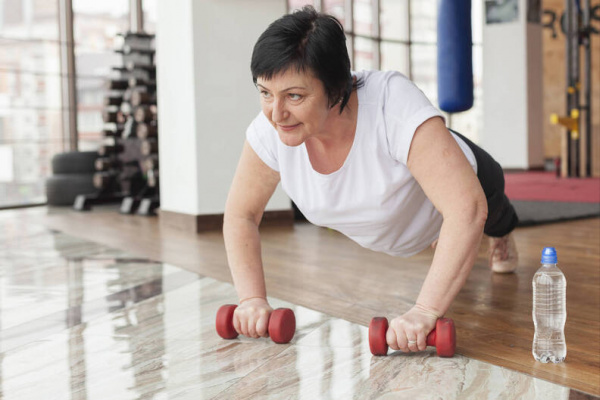 40歲後久坐不運動 危險！研究：致命心血管風險恐增