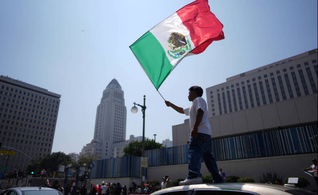 中美大國 一手好牌被打爛