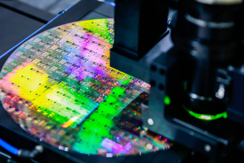 中東戰火加劇供應緊繃!晶片原料價格翻倍 鎵年漲123% 中東戰火加劇供應緊繃!晶片原料價格翻倍 鎵年漲123%