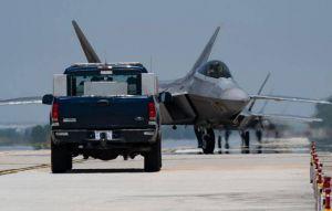 美多架F-22飛抵南韓 可能舉行聯合訓練