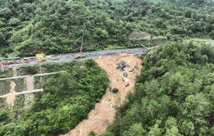 廣東高速公路坍塌增至48死
