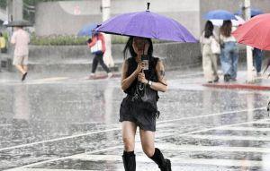 4縣市大雨特報「小雪」北東陰冷有雨