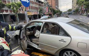 三峽車禍肇事翁行車紀錄器 警曝光內容 三峽車禍肇事翁行車紀錄器 警曝光內容