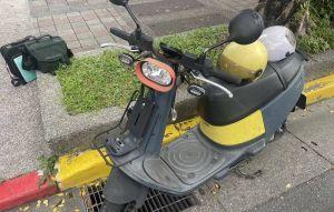內湖好市多旁遭貨車撞飛 8歲女童命危母重傷