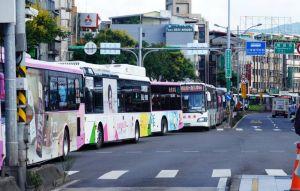 公館公車大排長龍 北市新工處解釋原因