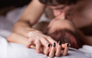 扯！法警與女網友開房間涉偷拍 收押+停職