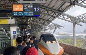 高鐵插隊撞人搶自由座遭炎上 牙醫回應曝光