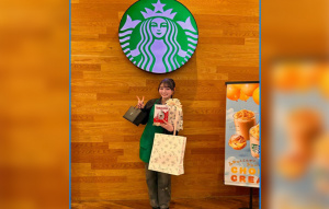 「最美星巴克店員」不幹了 網友留言區吵翻