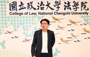 黃國昌問現場沒人要問問題？ 記者回一句爆紅