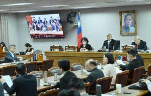 藍白放行總預算付委！政院先執行718億新興計畫