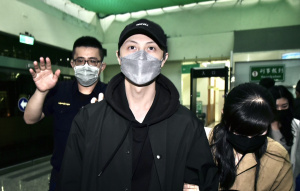 王子邱勝翊閃兵50萬交保 經紀公司發聲了