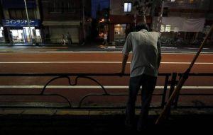 高管退休後超揮霍 如今家中堆滿垃圾慘況曝光