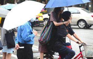 週六雨神同行！西半部留意強降雨