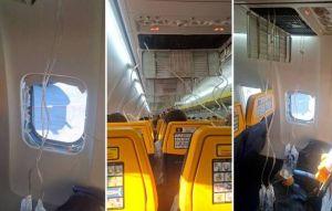 飛機窗戶突碎裂  乘客被吸出艙外半身掛高空