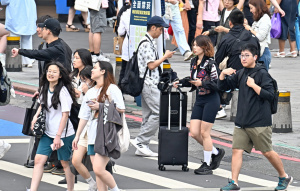 大台北、西部山區週日前注意大雨！高溫衝35度