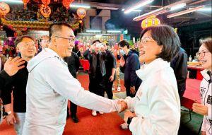 小笠原訪李四川、蘇巧慧 好奇「洋流」影響