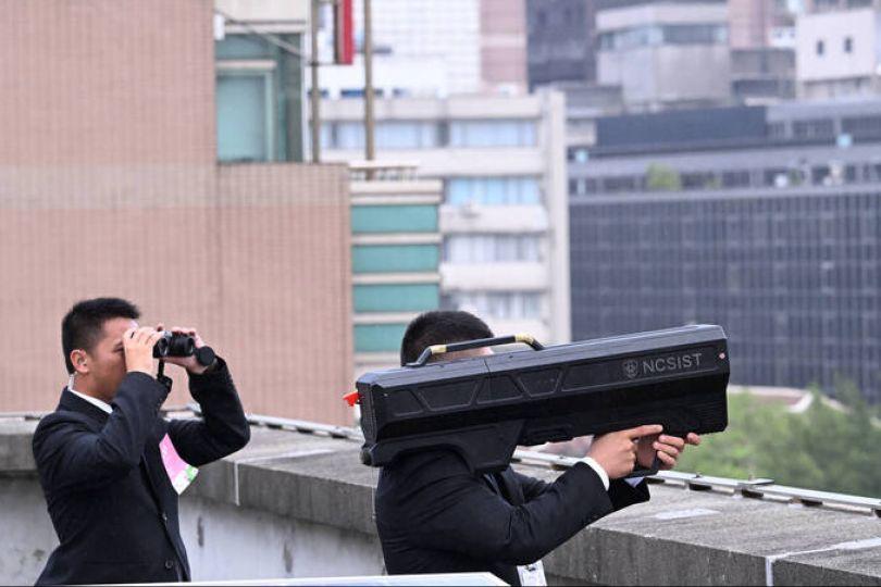 別讓小型無人機成為維安破口 國安局換裝新式干擾槍強化反制力