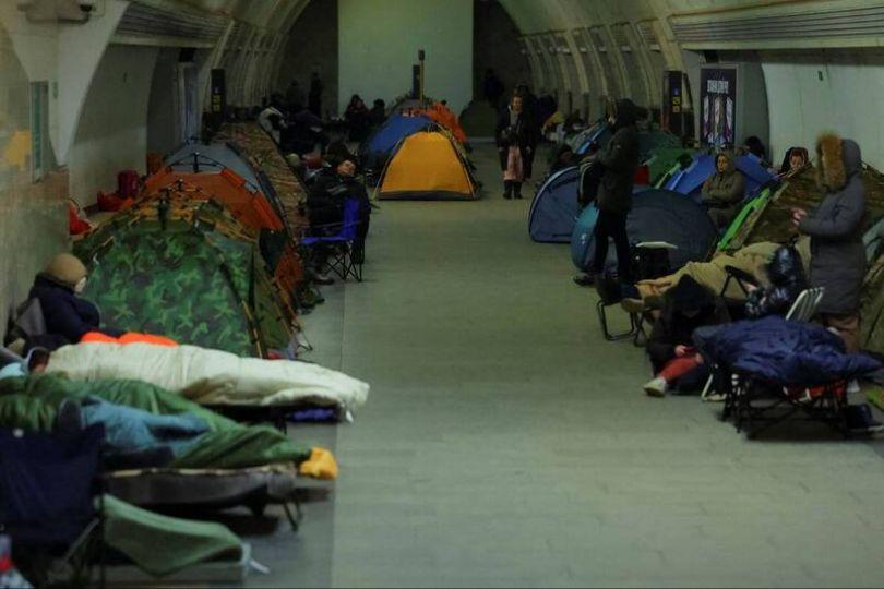 俄空襲讓120萬烏克蘭人斷電  基輔零下10度、3200棟建築沒暖氣