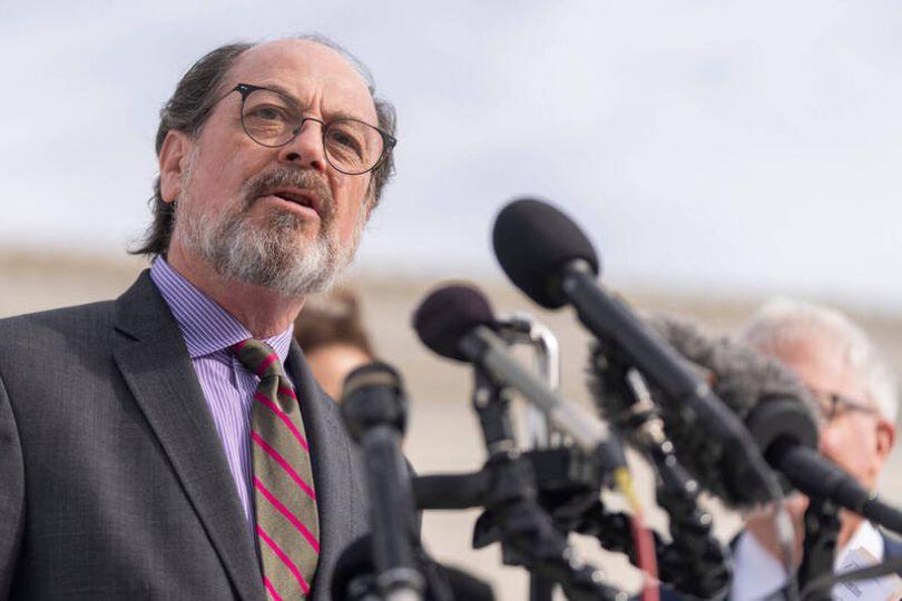 紐約酒商挑戰川普關稅 迎最高法院判決勝利