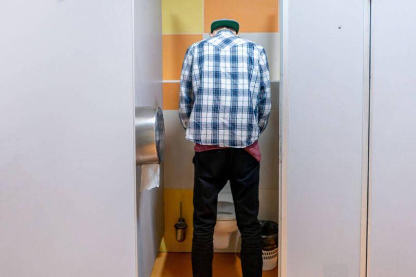 7旬翁夜尿10次 醫驚見3病夾擊