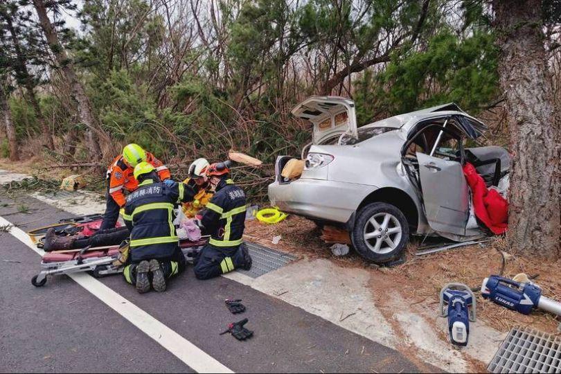 娘家宴後遇劫！赤崁村長夫婦送女兒回馬公 返家自撞雙雙不治