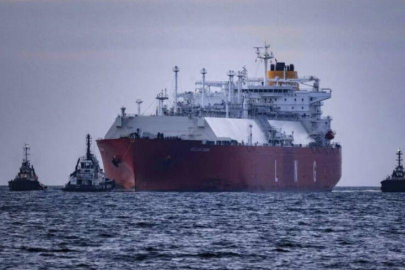 美伊開火釀石油危機！外媒點名3檔石油股值得買